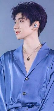 王源明星爆料娱乐圈恋爱,娱乐圈恋爱背后的真实故事